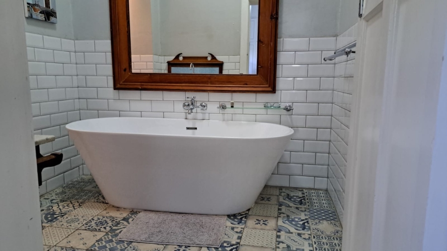 4 Bedroom Property for Sale in Caledon Western Cape